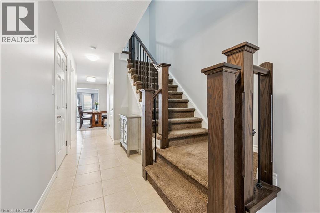 139 Couling Crescent, Guelph, Ontario  N1E 0K9 - Photo 6 - 40799992