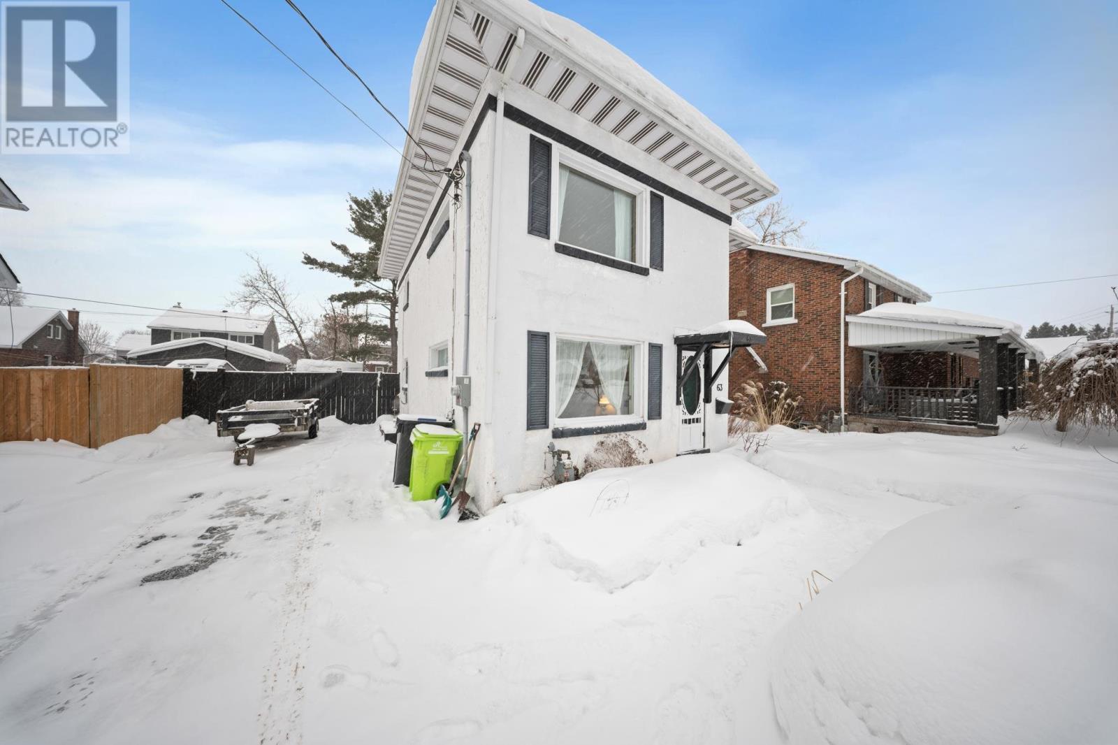 63 Riverview Ave, Sault Ste. Marie, Ontario P6A 3X8 - Photo 4 - SM260133