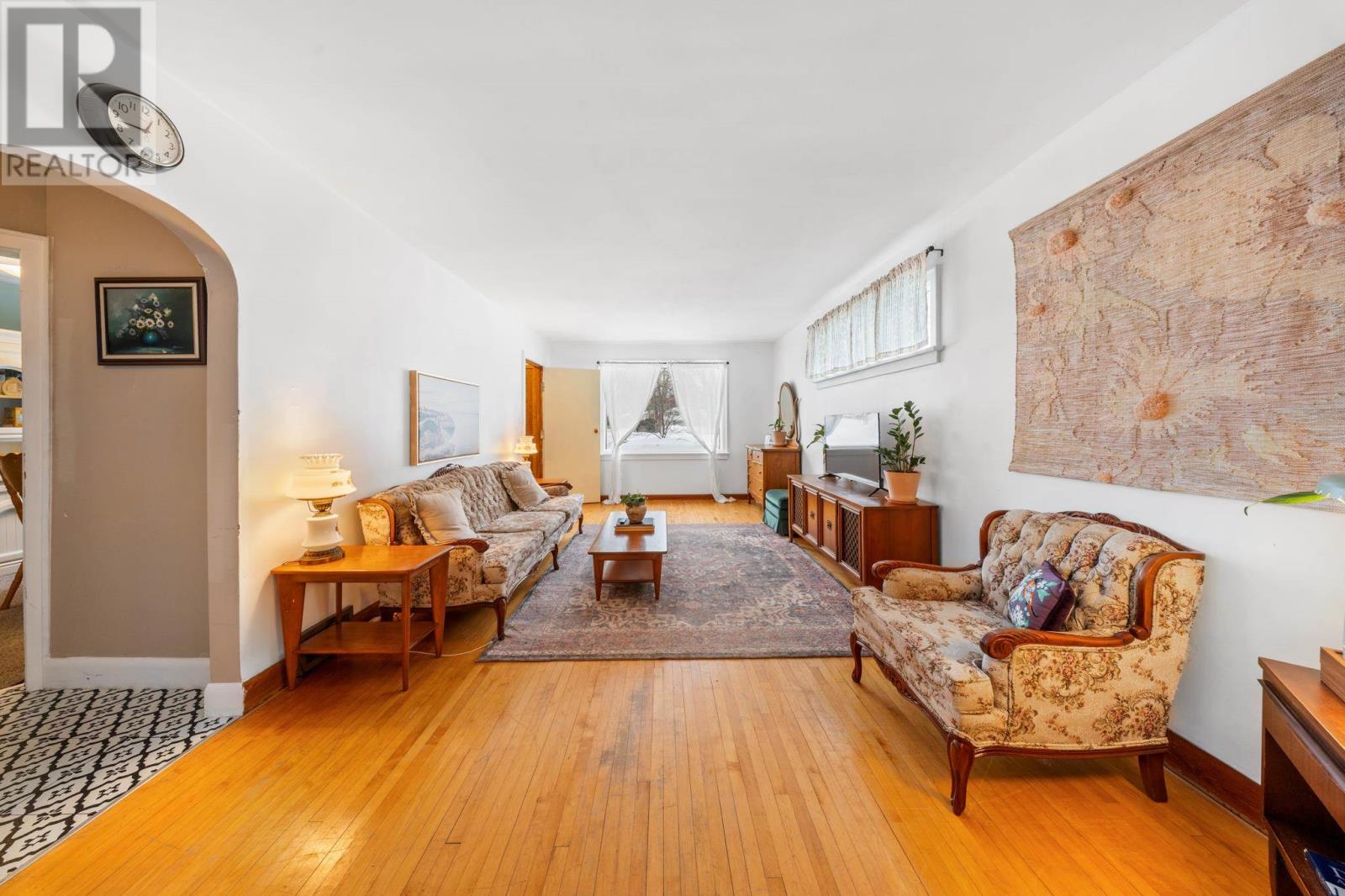 63 Riverview Ave, Sault Ste. Marie, Ontario P6A 3X8 - Photo 8 - SM260133