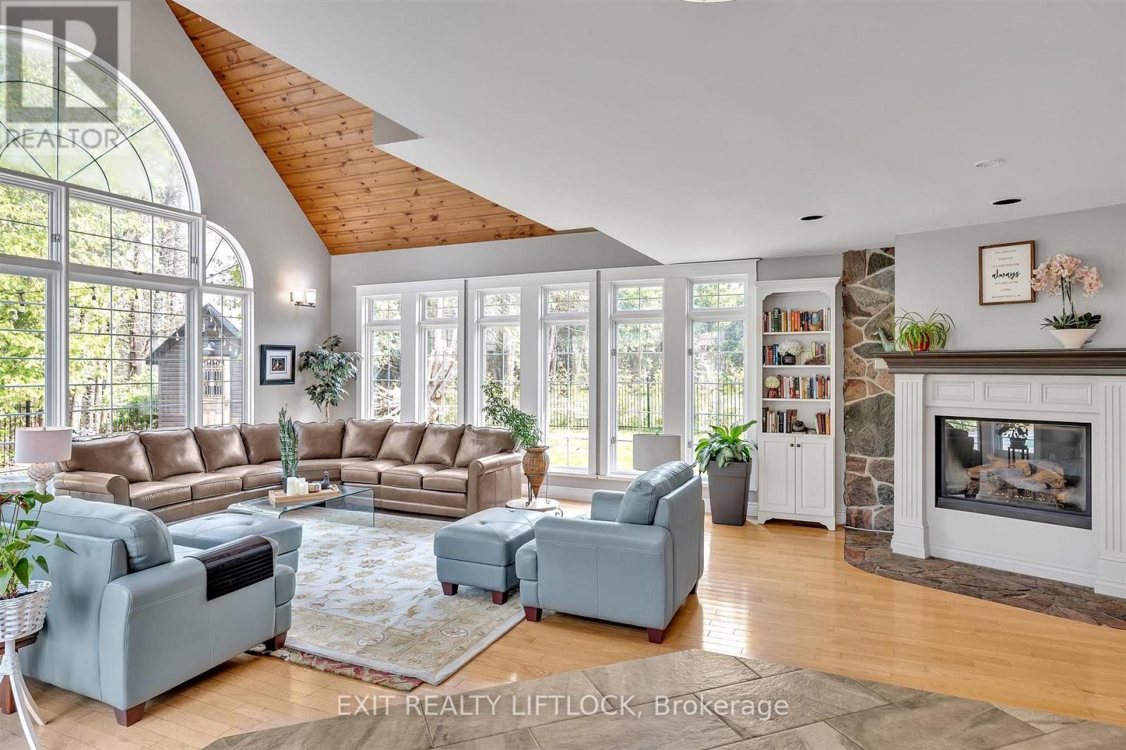 65 Kenrei Road, Kawartha Lakes, Ontario  K9V 4R1 - Photo 14 - X12716198