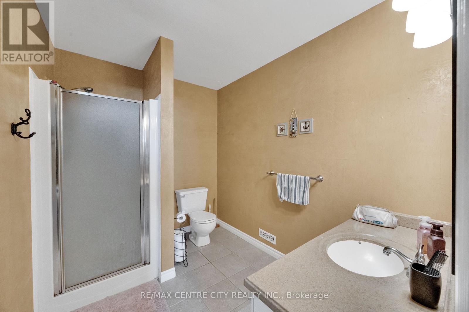 9 Gerald Crescent, London South, Ontario  N5Z 5A3 - Photo 38 - X12716160