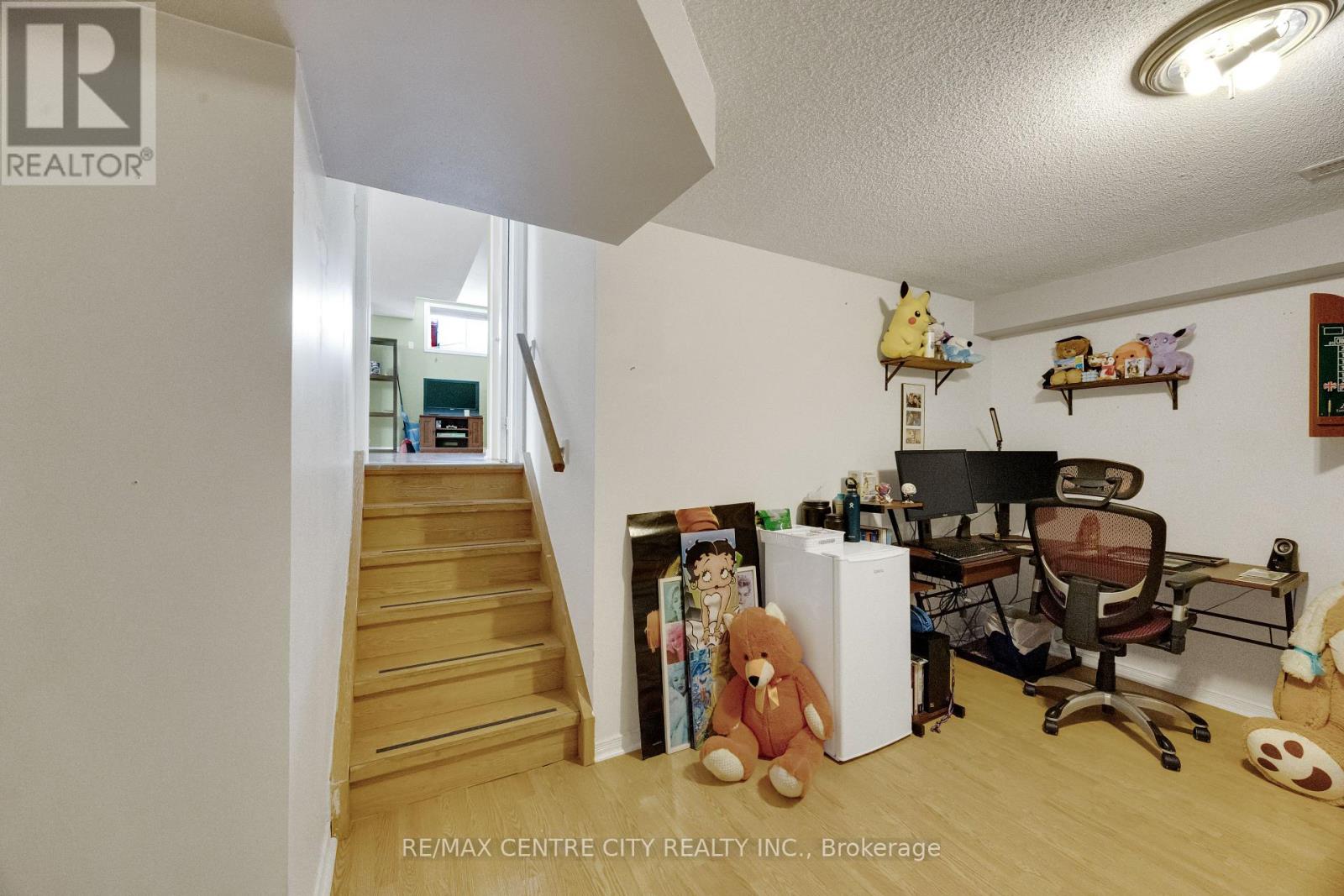 9 Gerald Crescent, London South, Ontario  N5Z 5A3 - Photo 40 - X12716160