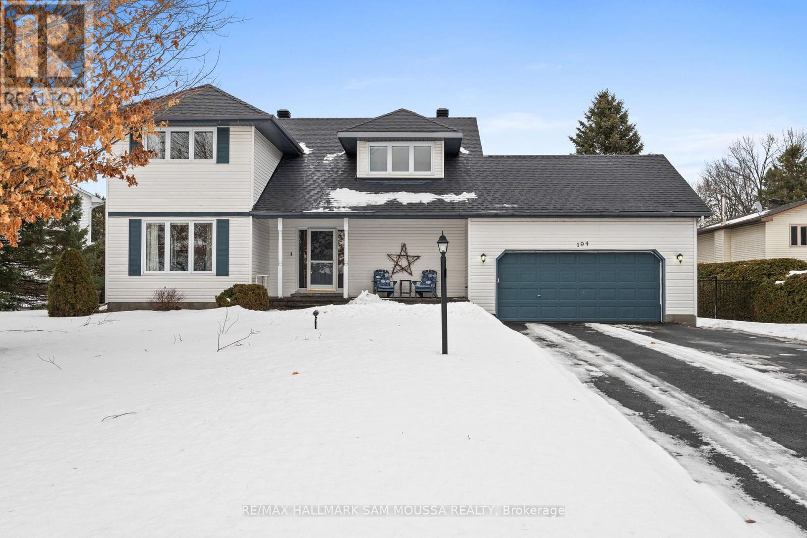 194 Robertlee Drive, Ottawa, Ontario  K0A 1L0 - Photo 1 - X12716192