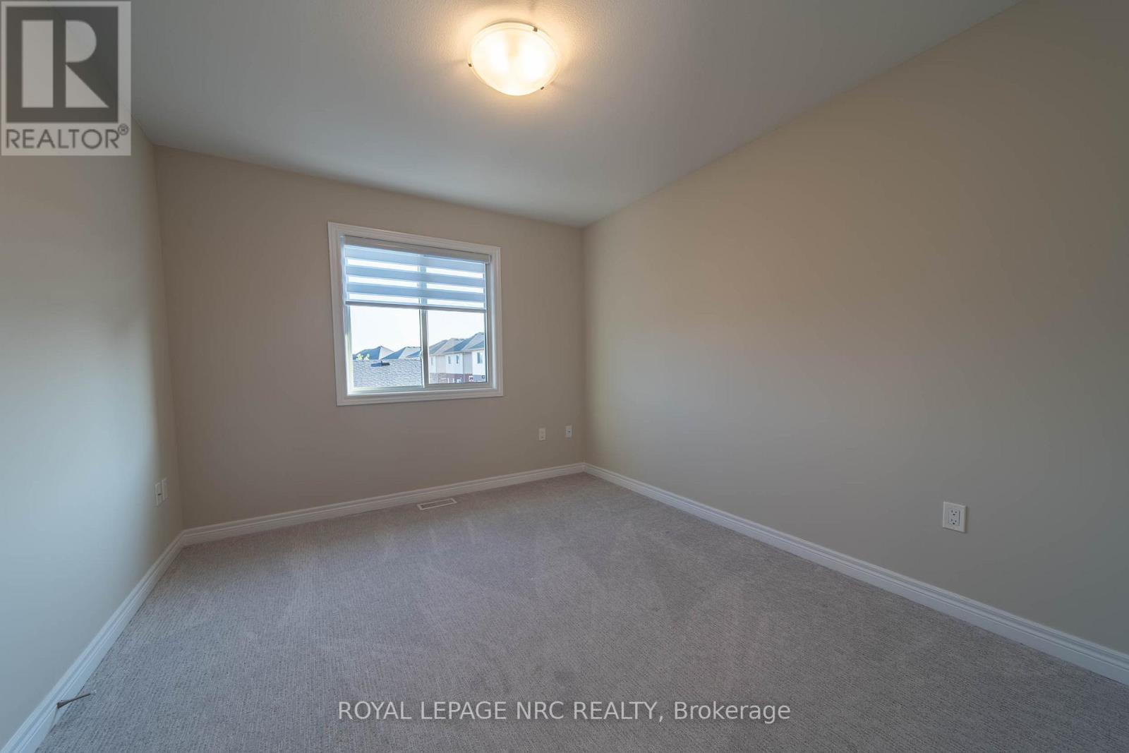 1217 Uppers Lane, Thorold, Ontario  L0S 1A0 - Photo 15 - X12716148