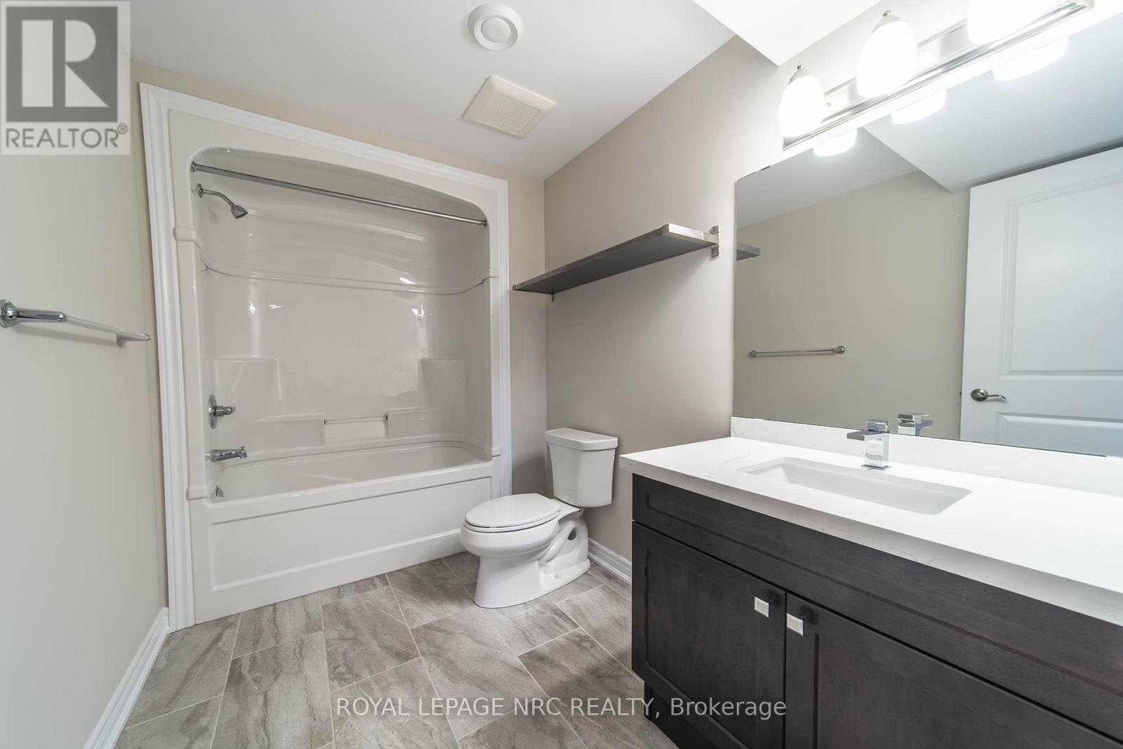 1217 Uppers Lane, Thorold, Ontario  L0S 1A0 - Photo 24 - X12716148