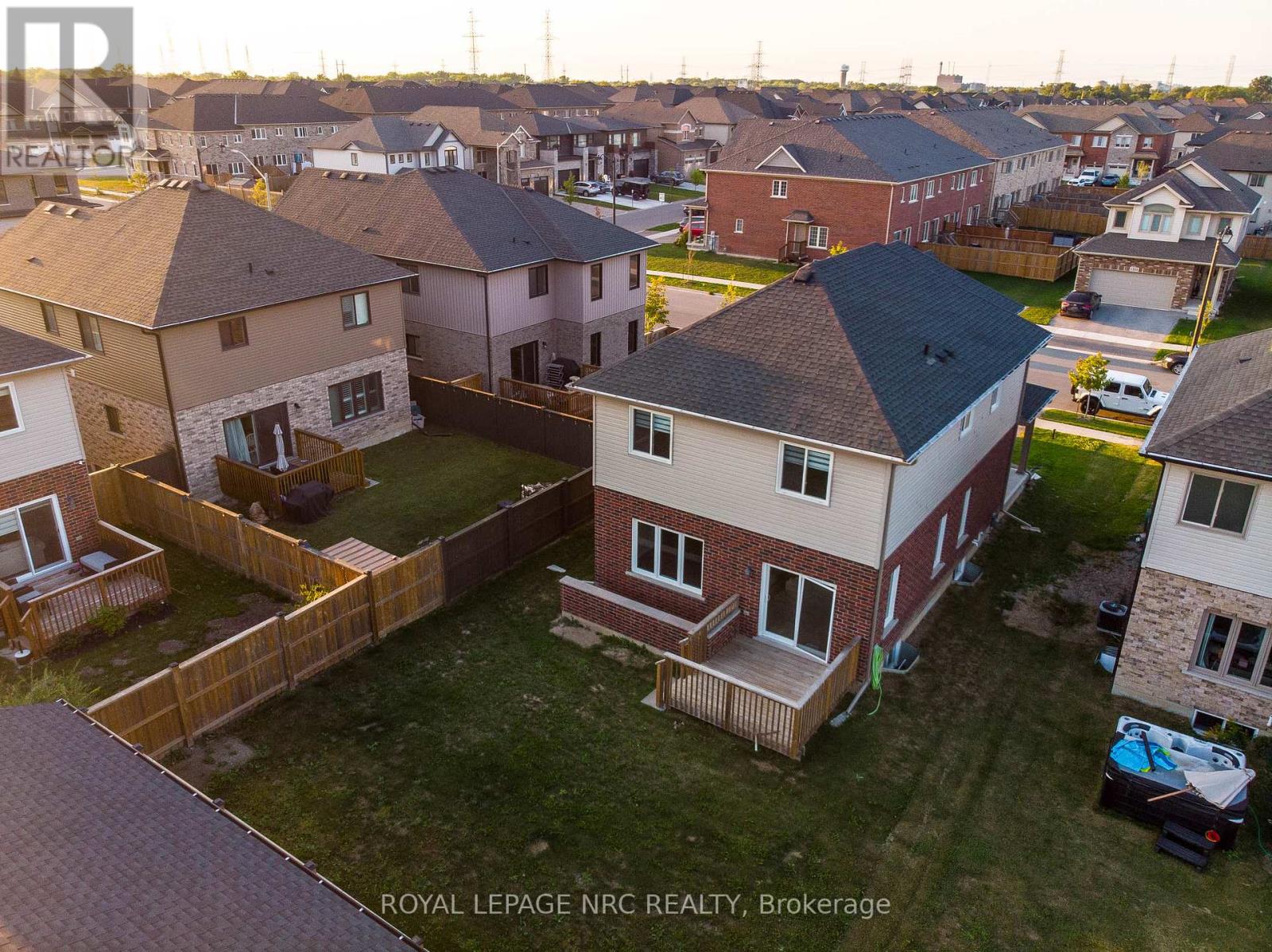 1217 Uppers Lane, Thorold, Ontario  L0S 1A0 - Photo 28 - X12716148