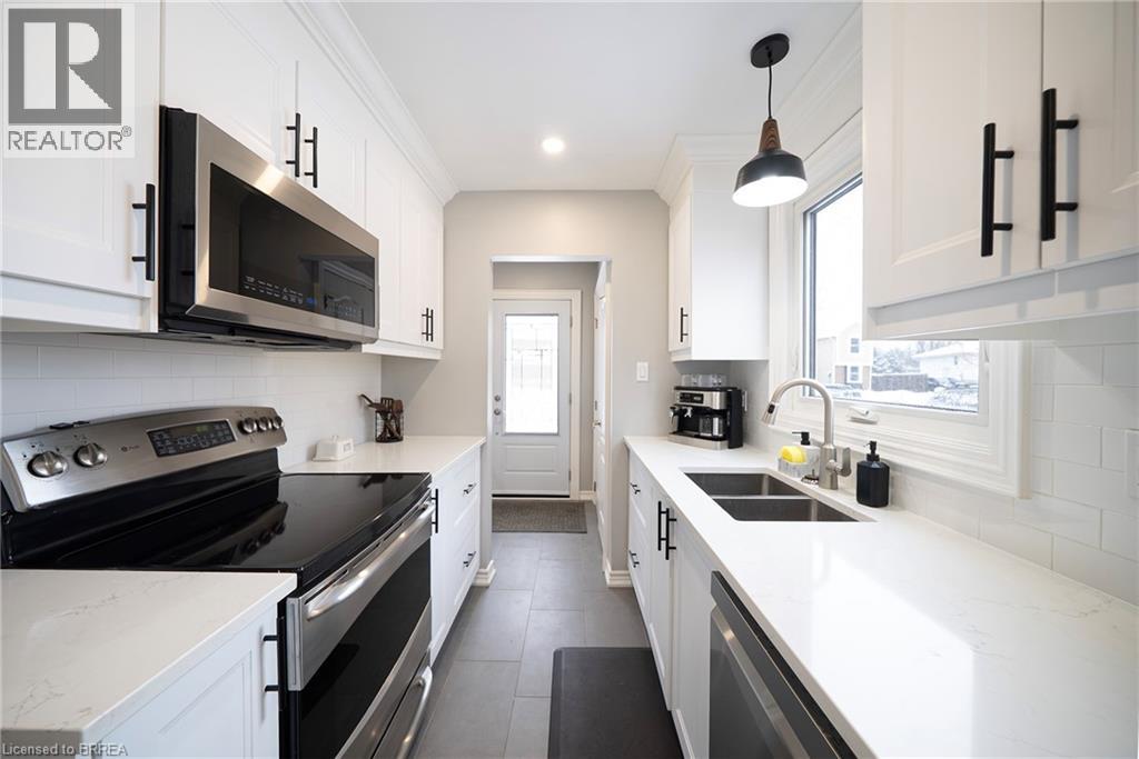 60 Banbury Road, Brantford, Ontario  N3P 1C3 - Photo 9 - 40798424