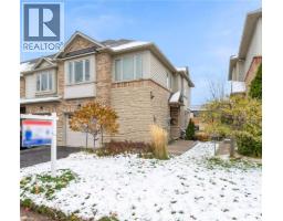 45 HEMLOCK Way, Grimsby, Ontario