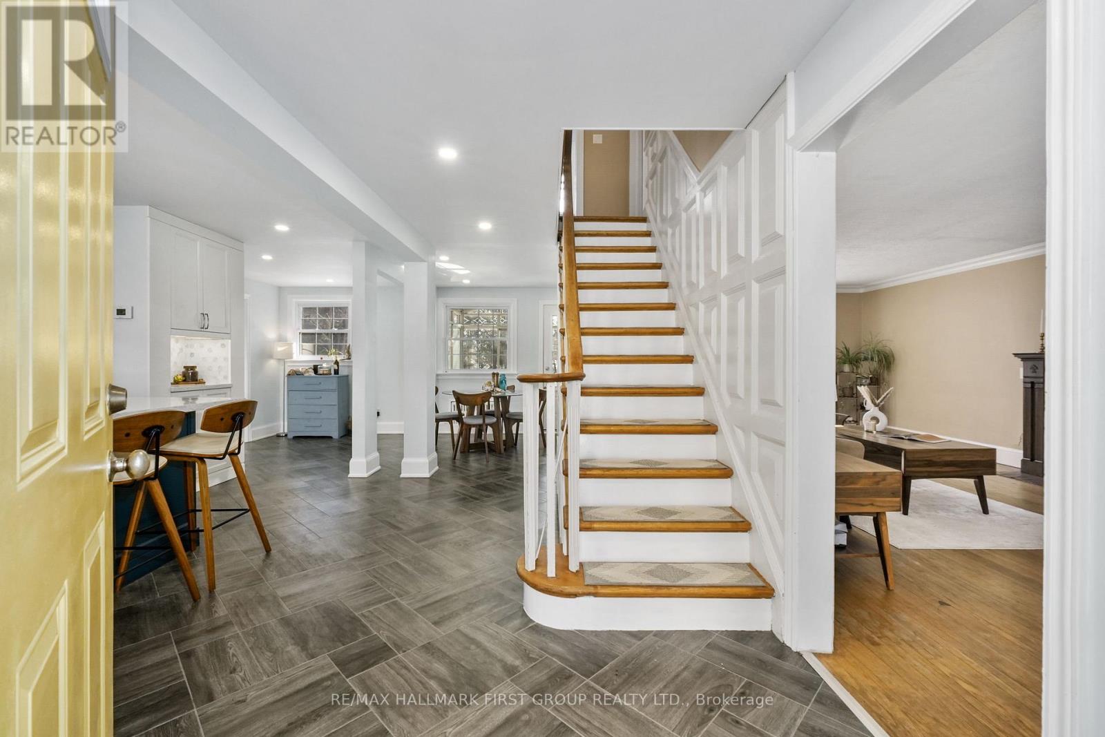 135 Queen Street, Cobourg, Ontario  K9A 1N1 - Photo 5 - X12465196