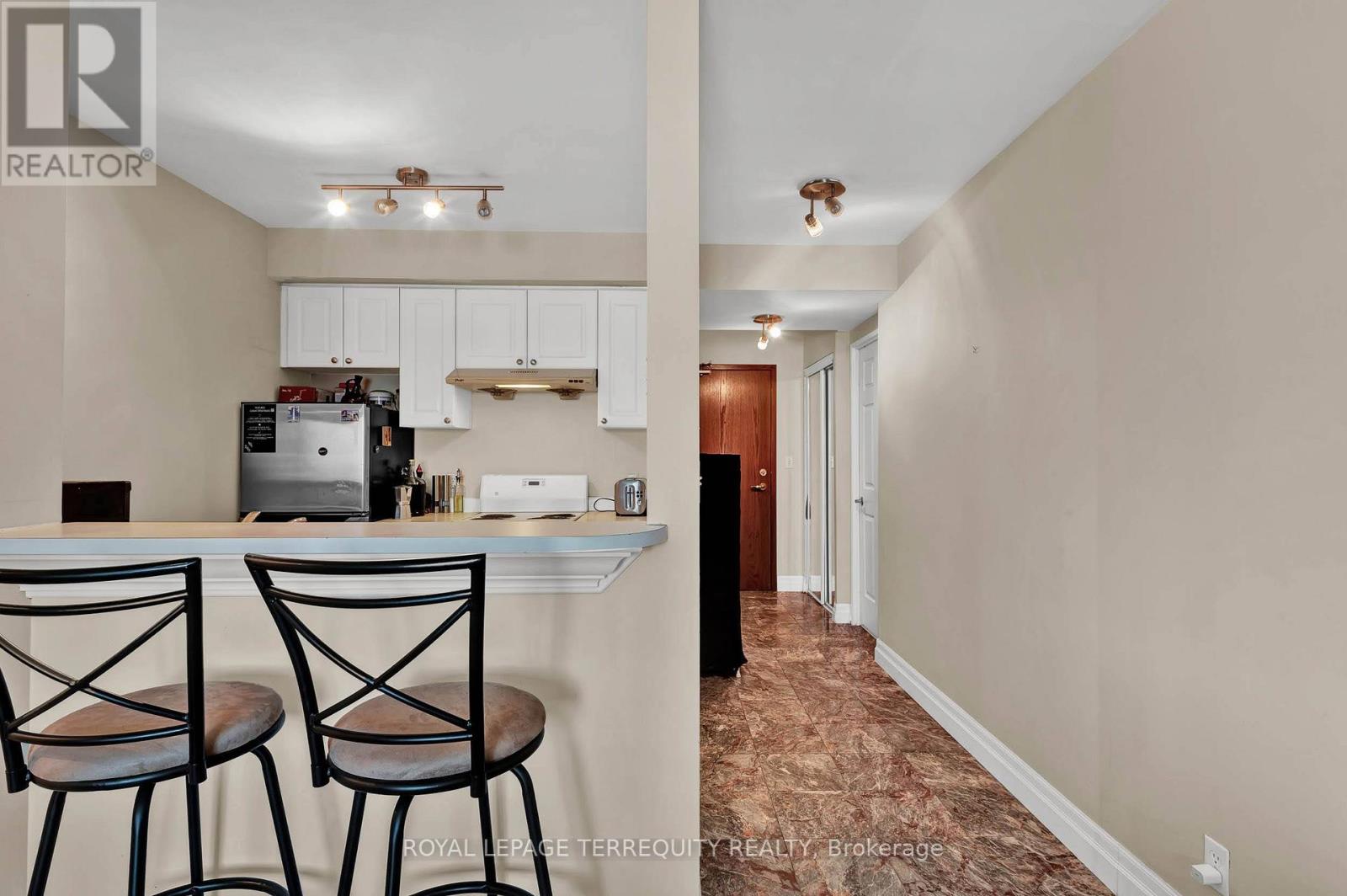 1215 - 1 Lee Centre Drive, Toronto, Ontario  M1H 3J2 - Photo 11 - E12716156