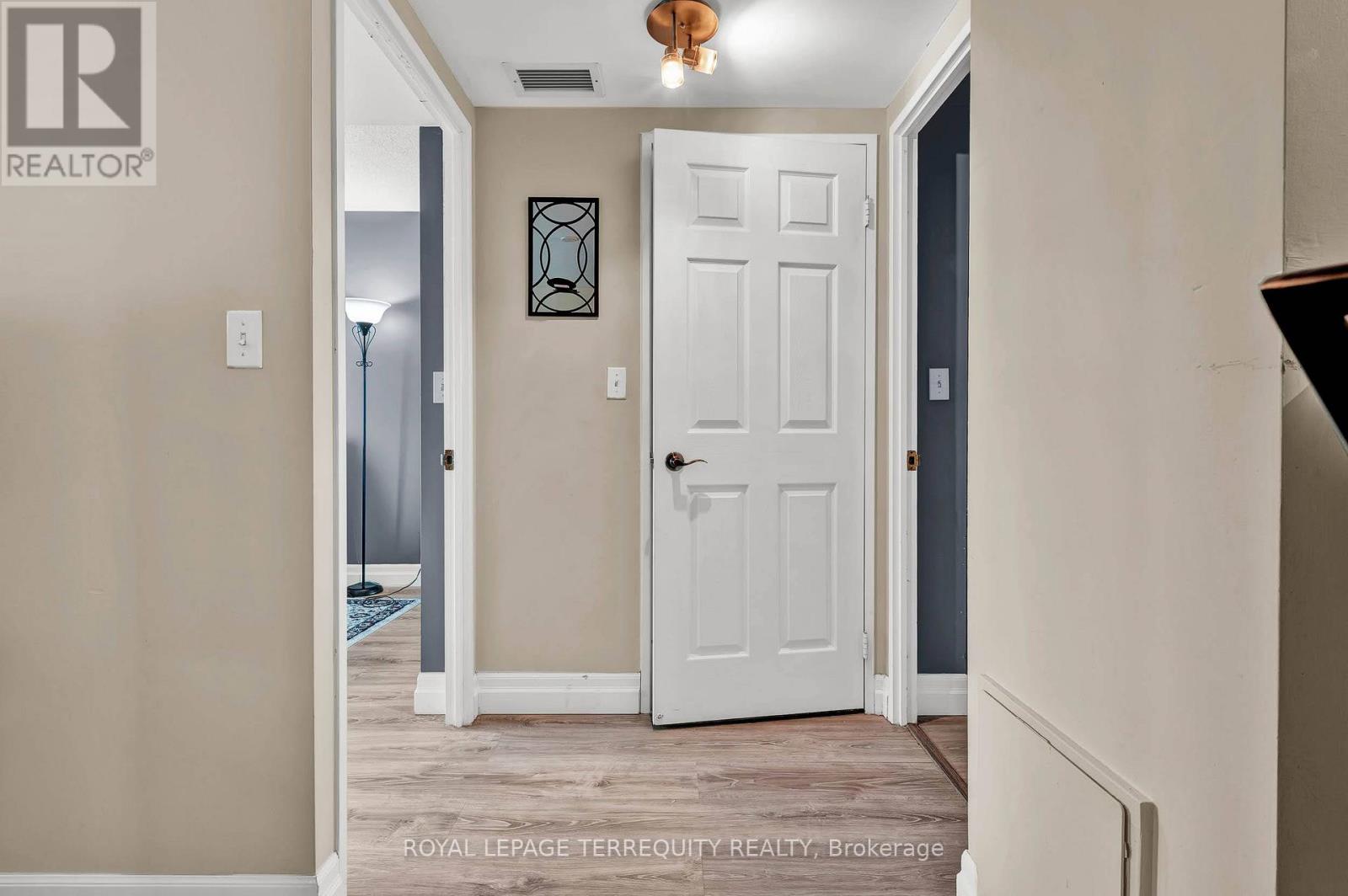 1215 - 1 Lee Centre Drive, Toronto, Ontario  M1H 3J2 - Photo 15 - E12716156