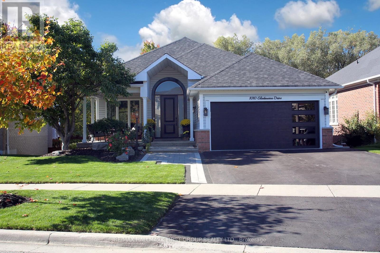 1010 GLENBOURNE DRIVE, Oshawa, Ontario