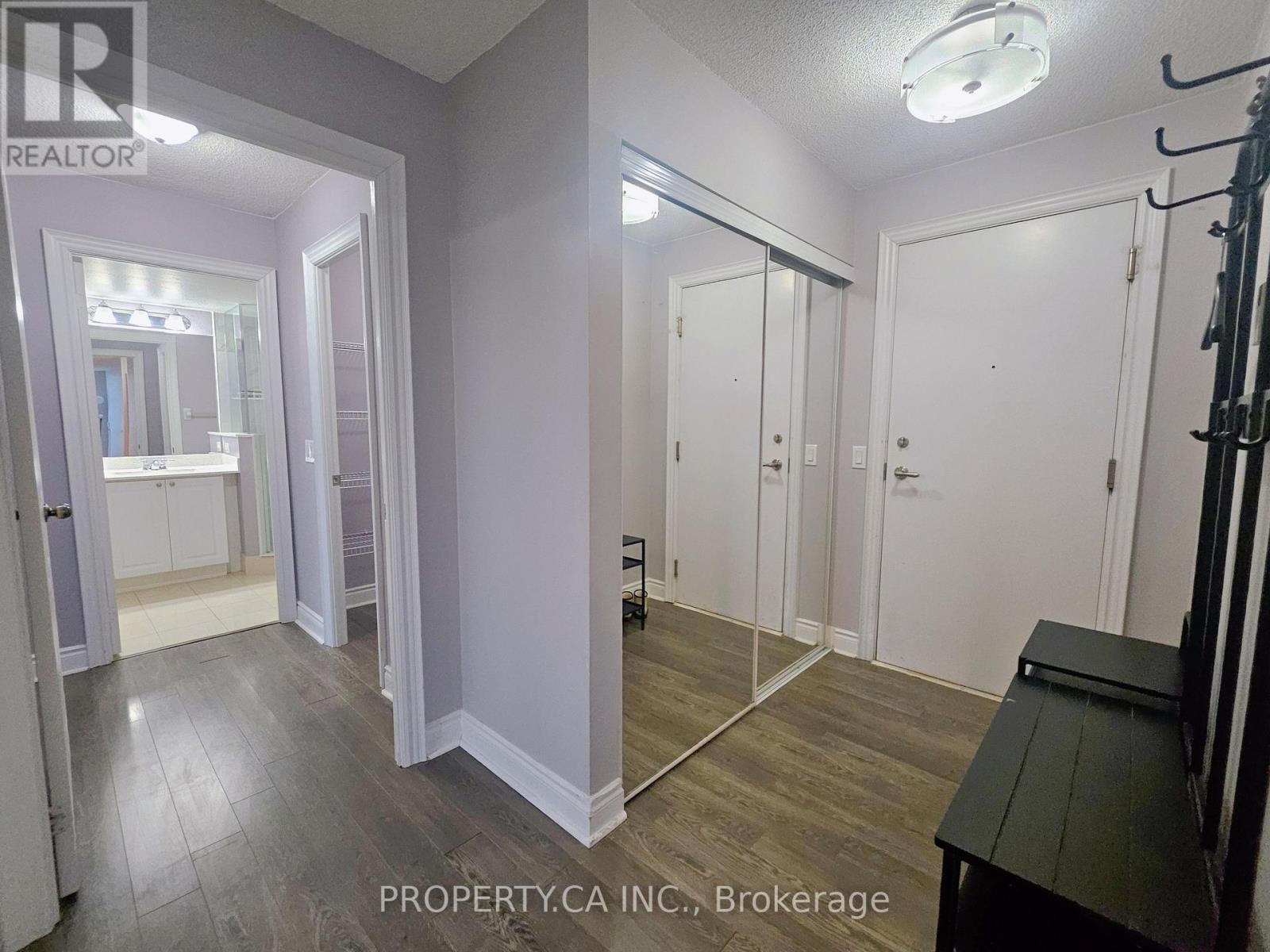 2127 - 25 Greenview Avenue, Toronto, Ontario  M2M 0A5 - Photo 12 - C12659484