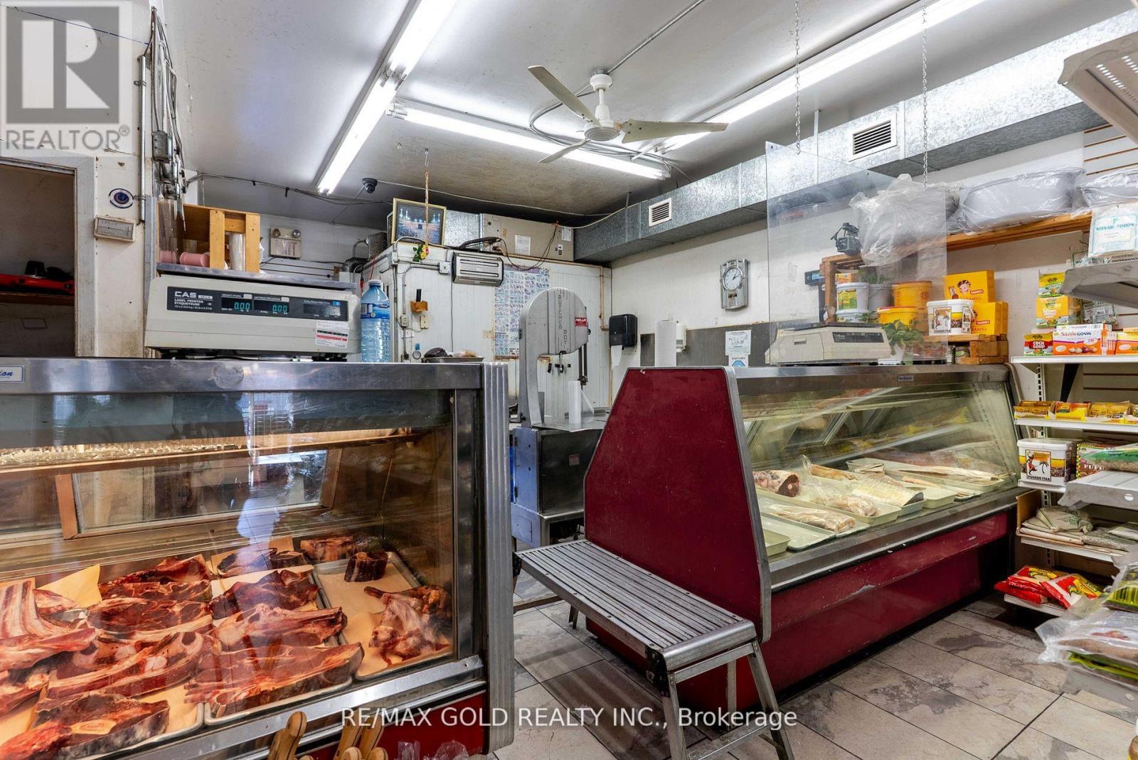 3061 Hurontario Street, Mississauga, Ontario  L5A 2G9 - Photo 7 - W12716124