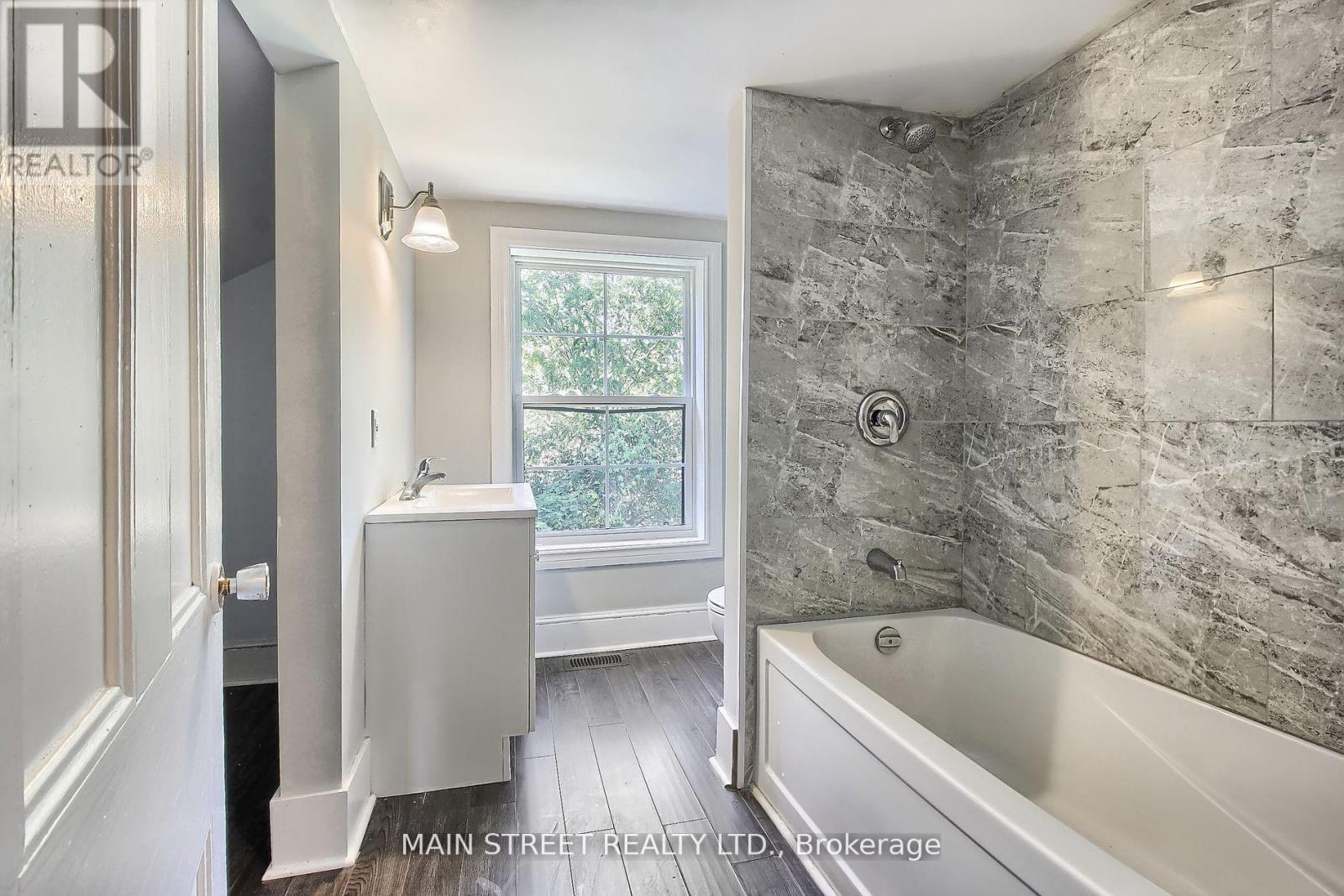 1579 Gilford Road, Innisfil (Gilford), Ontario L0L 1R0 - Photo 21 - N12716168