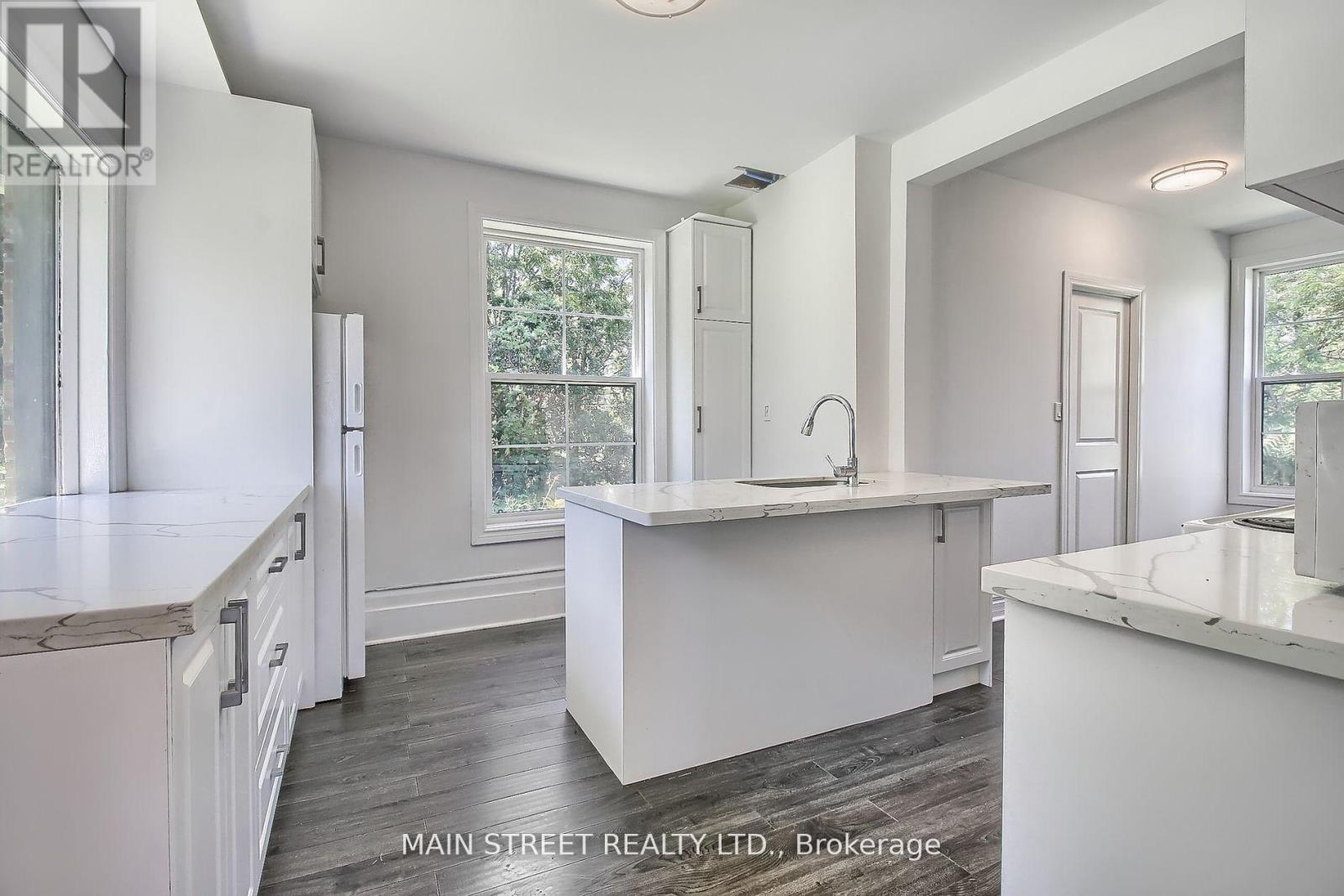 1579 Gilford Road, Innisfil (Gilford), Ontario L0L 1R0 - Photo 9 - N12716168