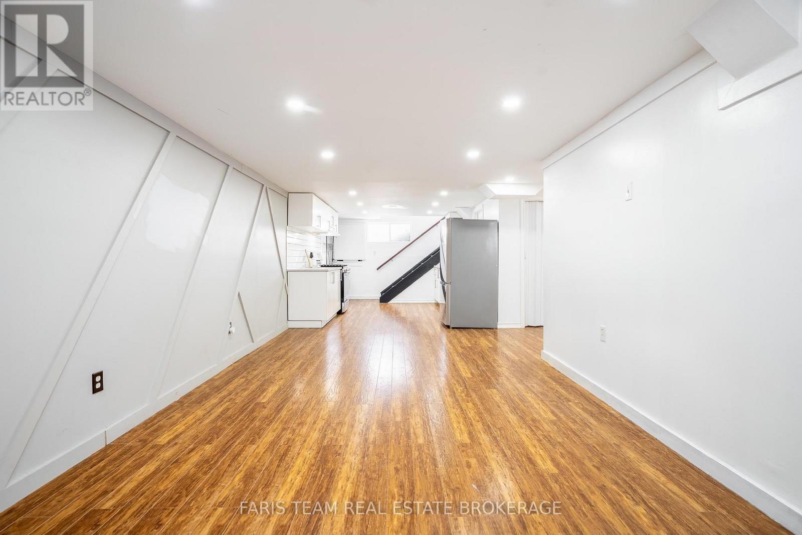 6950 Yonge Street, Innisfil, Ontario  L9S 4P2 - Photo 26 - N12716186