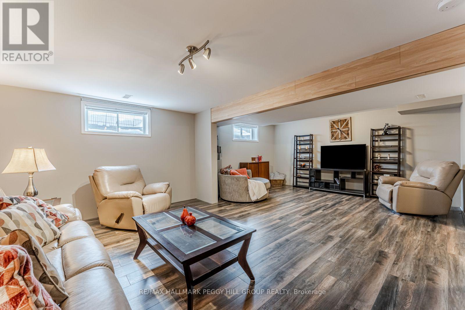 53 Butternut Drive, Barrie, Ontario  L4N 9Z8 - Photo 10 - S12716240