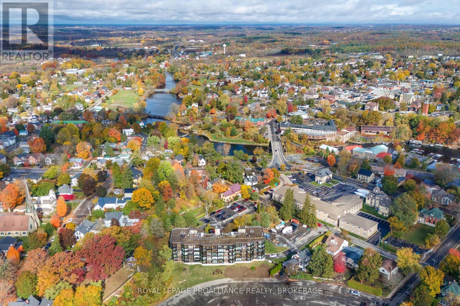 302 - 50 Market Street, Gananoque, Ontario  K7G 2M3 - Photo 4 - X12716046