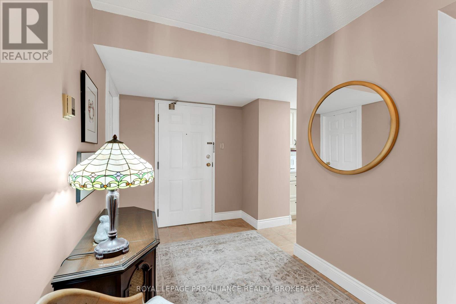 302 - 50 Market Street, Gananoque, Ontario  K7G 2M3 - Photo 7 - X12716046