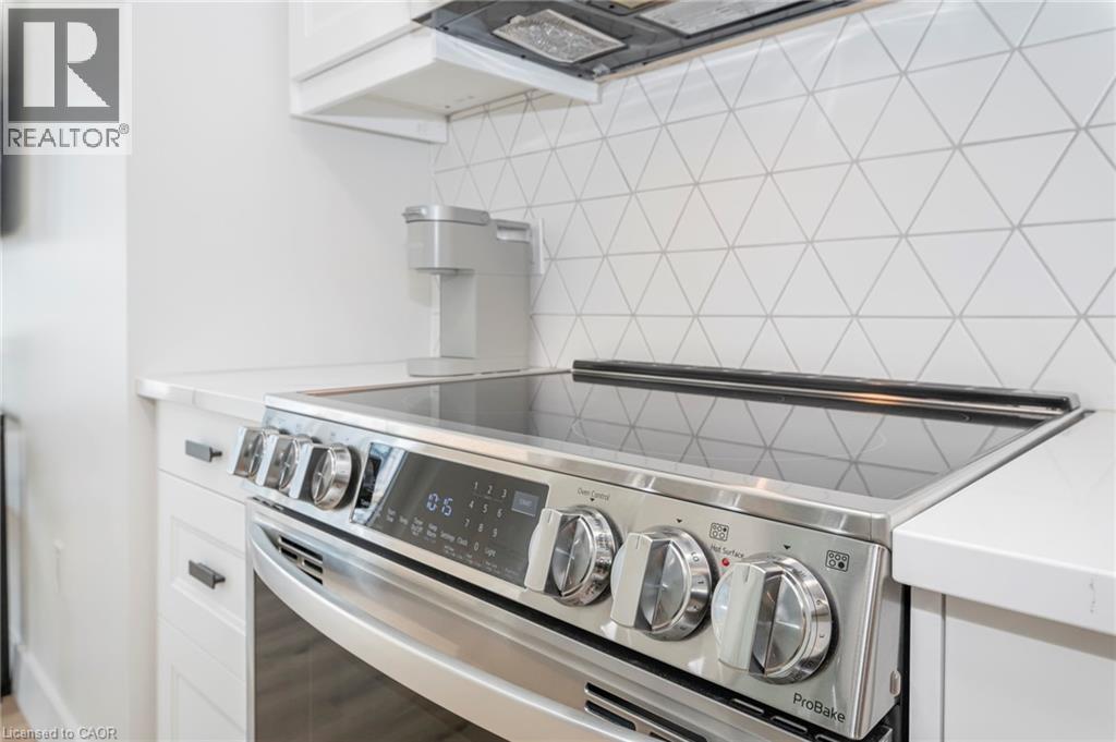 5 Wellington Street S Unit# 1403, Kitchener, Ontario  N2G 0E3 - Photo 6 - 40799625