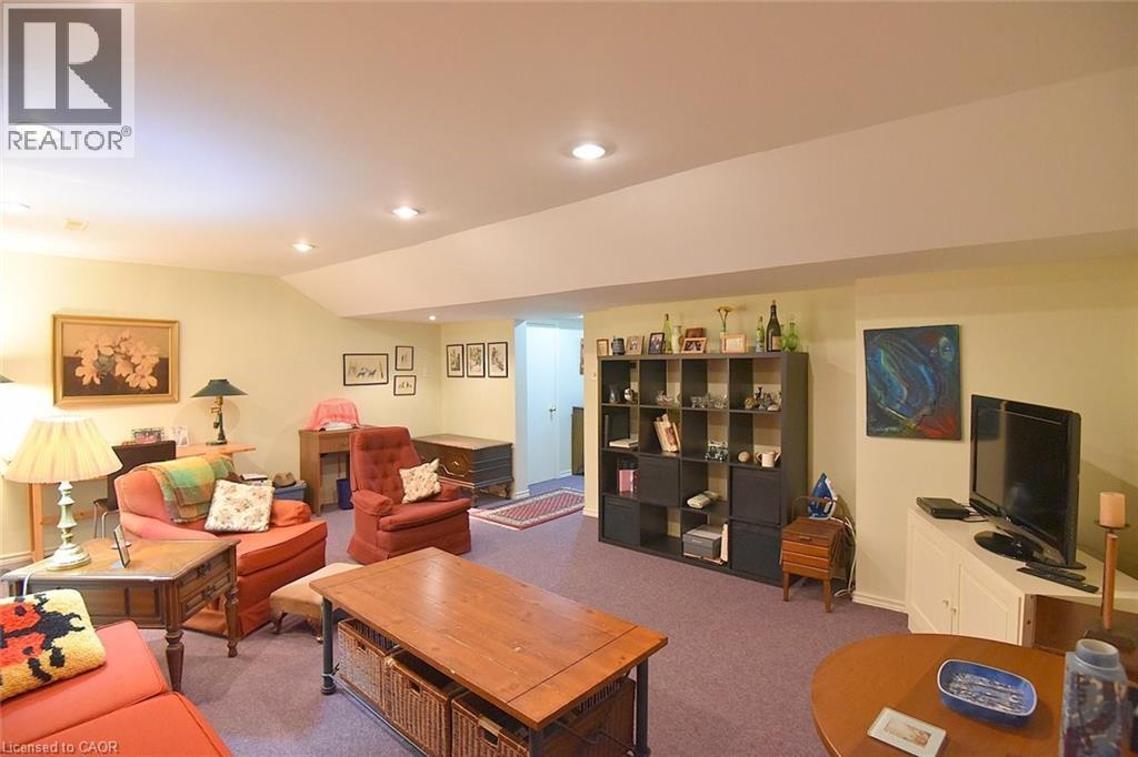 230 Meadowbrook Drive Unit# 8, Ancaster, Ontario  L9G 4V2 - Photo 34 - 40799559