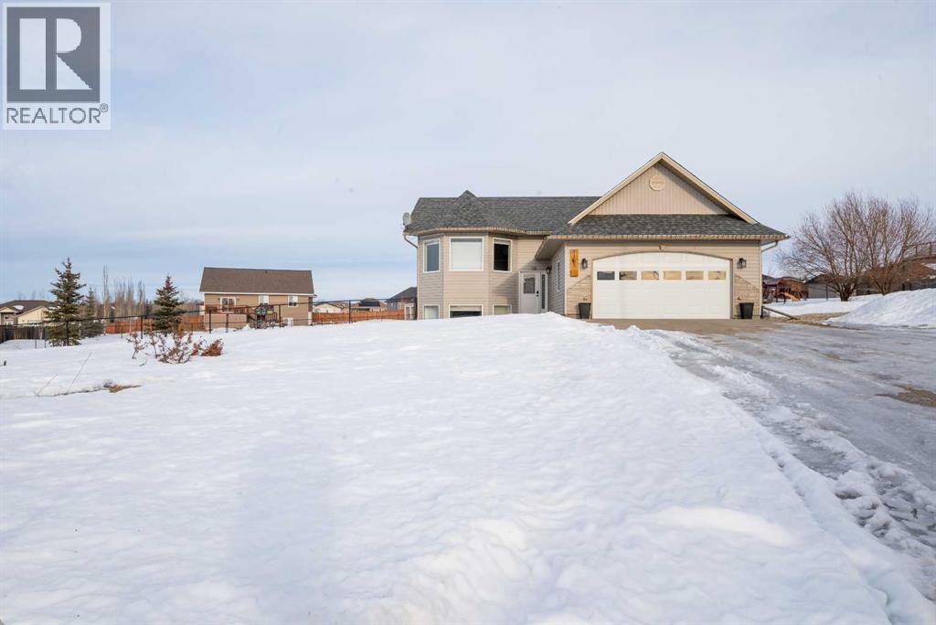 1105 Stacey Drive, beaverlodge, Alberta