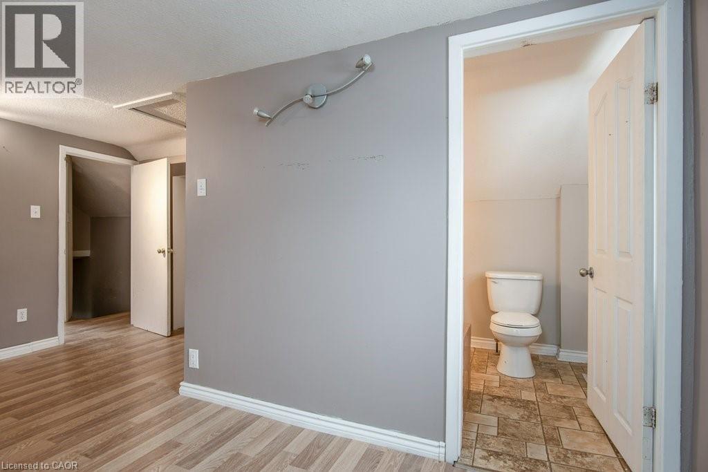 40 Krug Street, Kitchener, Ontario  N2H 2X7 - Photo 24 - 40791082