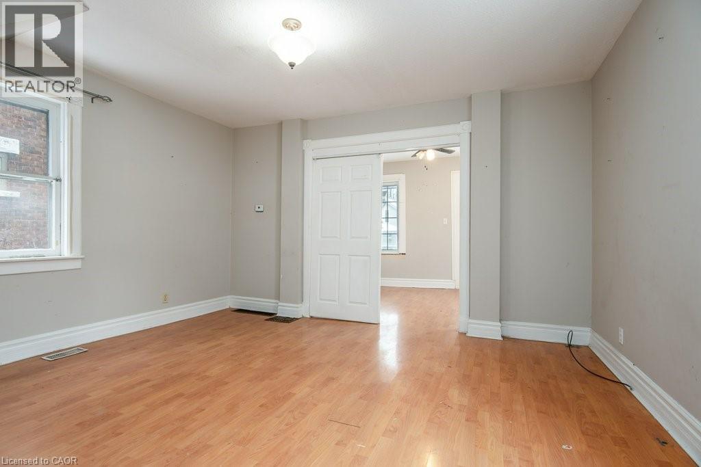 40 Krug Street, Kitchener, Ontario  N2H 2X7 - Photo 12 - 40791082