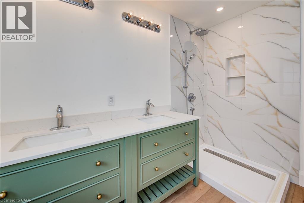 101 Wood Street, Kitchener, Ontario  N2G 2H9 - Photo 35 - 40796454