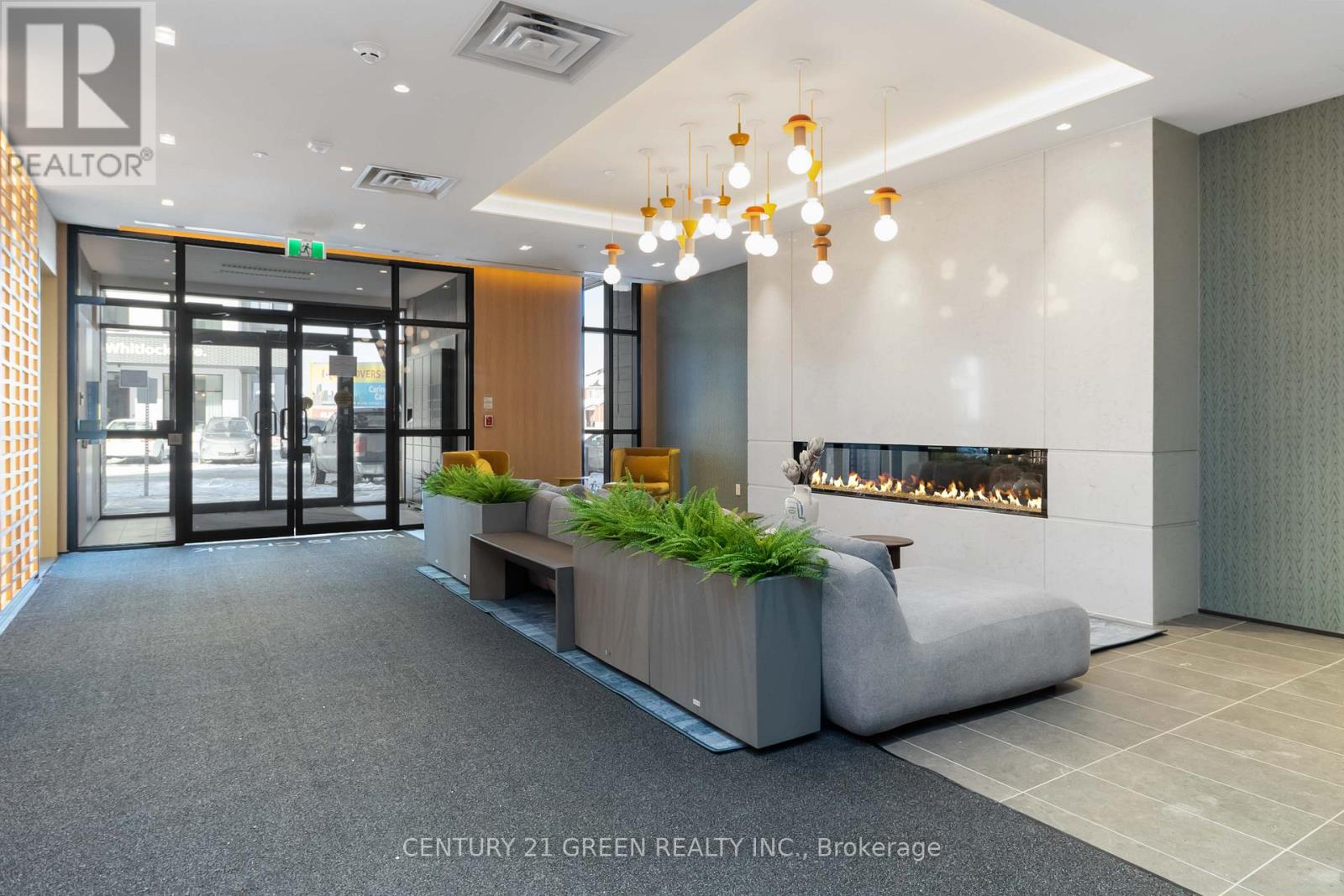 610 - 750 Whitlock Avenue, Milton, Ontario  L9E 2B4 - Photo 2 - W12716174