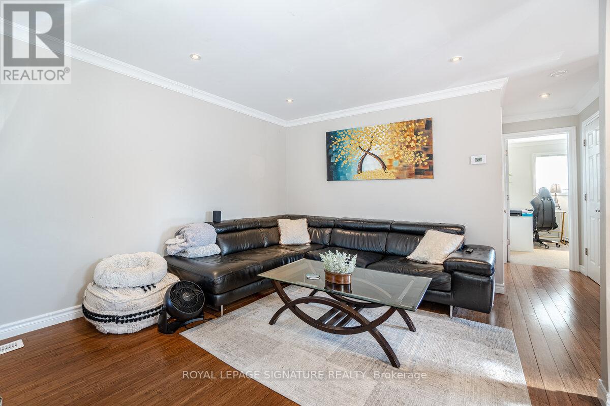 1 - 1078 Eastmount Avenue, Mississauga, Ontario  L5E 1Z3 - Photo 12 - W12716190