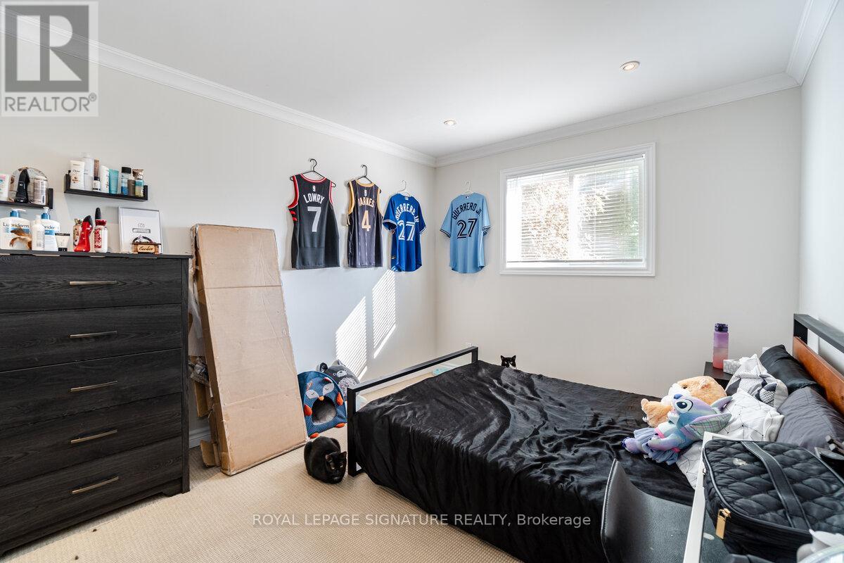 1 - 1078 Eastmount Avenue, Mississauga, Ontario  L5E 1Z3 - Photo 16 - W12716190