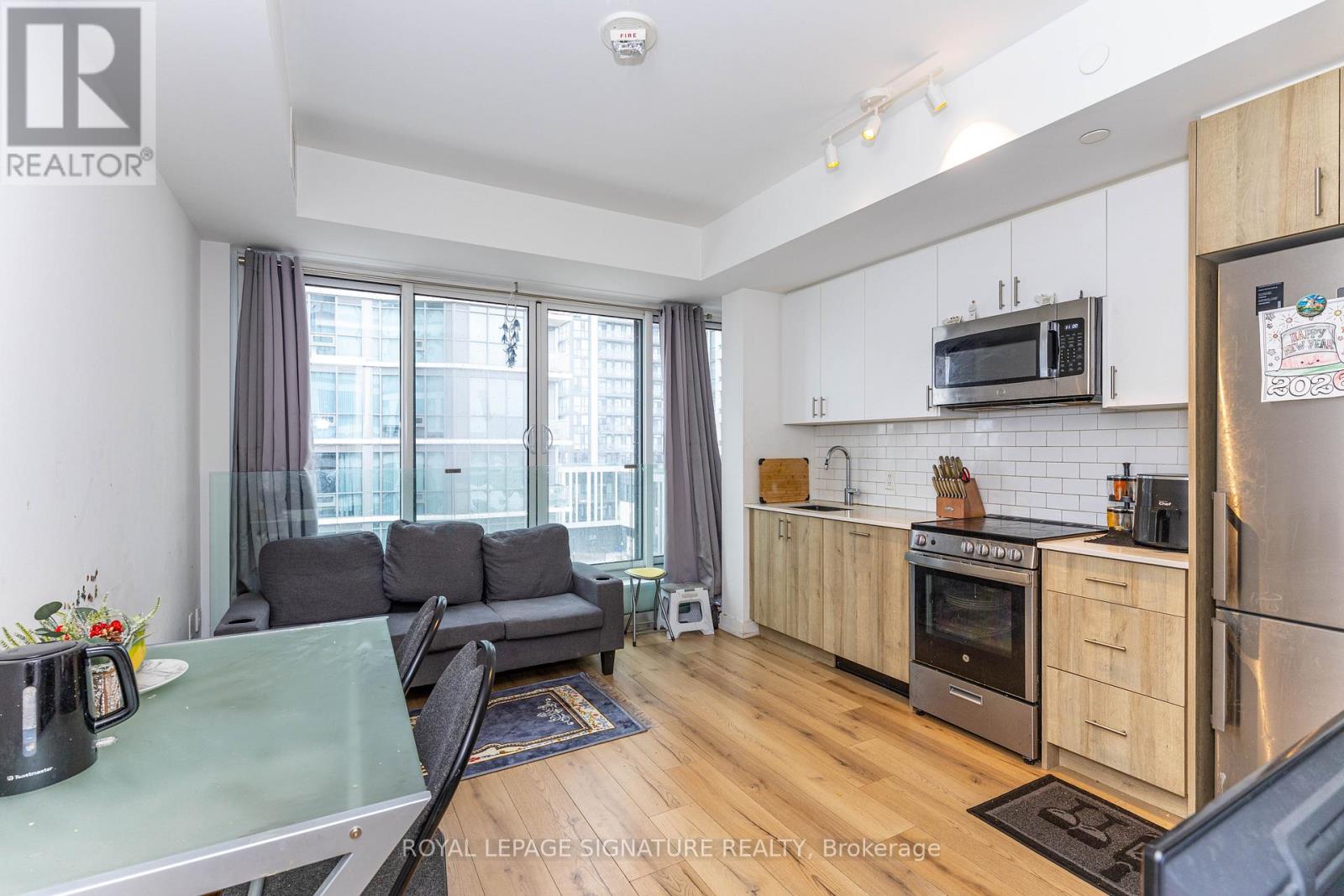 513 - 1195 The Queensway, Toronto, Ontario  M8Z 1R6 - Photo 6 - W12716252