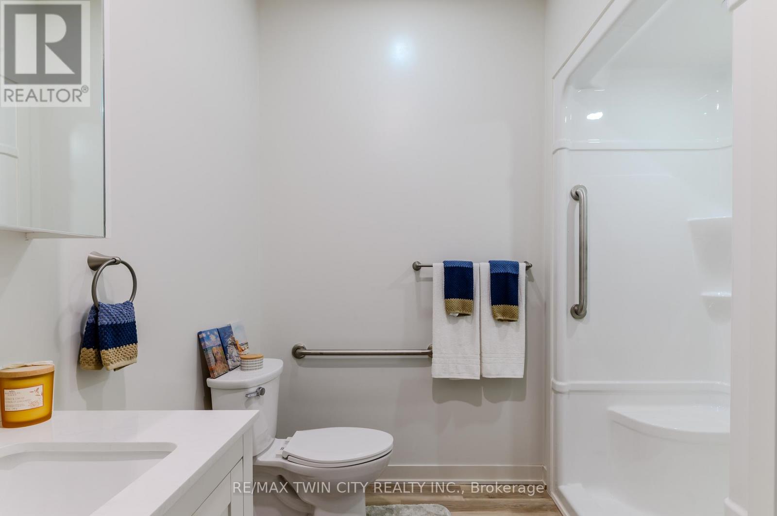 118 - 152 North Park Street, Brantford, Ontario  N3R 4K5 - Photo 12 - X12716182