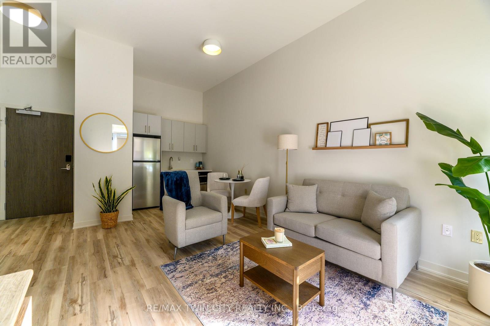 118 - 152 North Park Street, Brantford, Ontario  N3R 4K5 - Photo 5 - X12716182