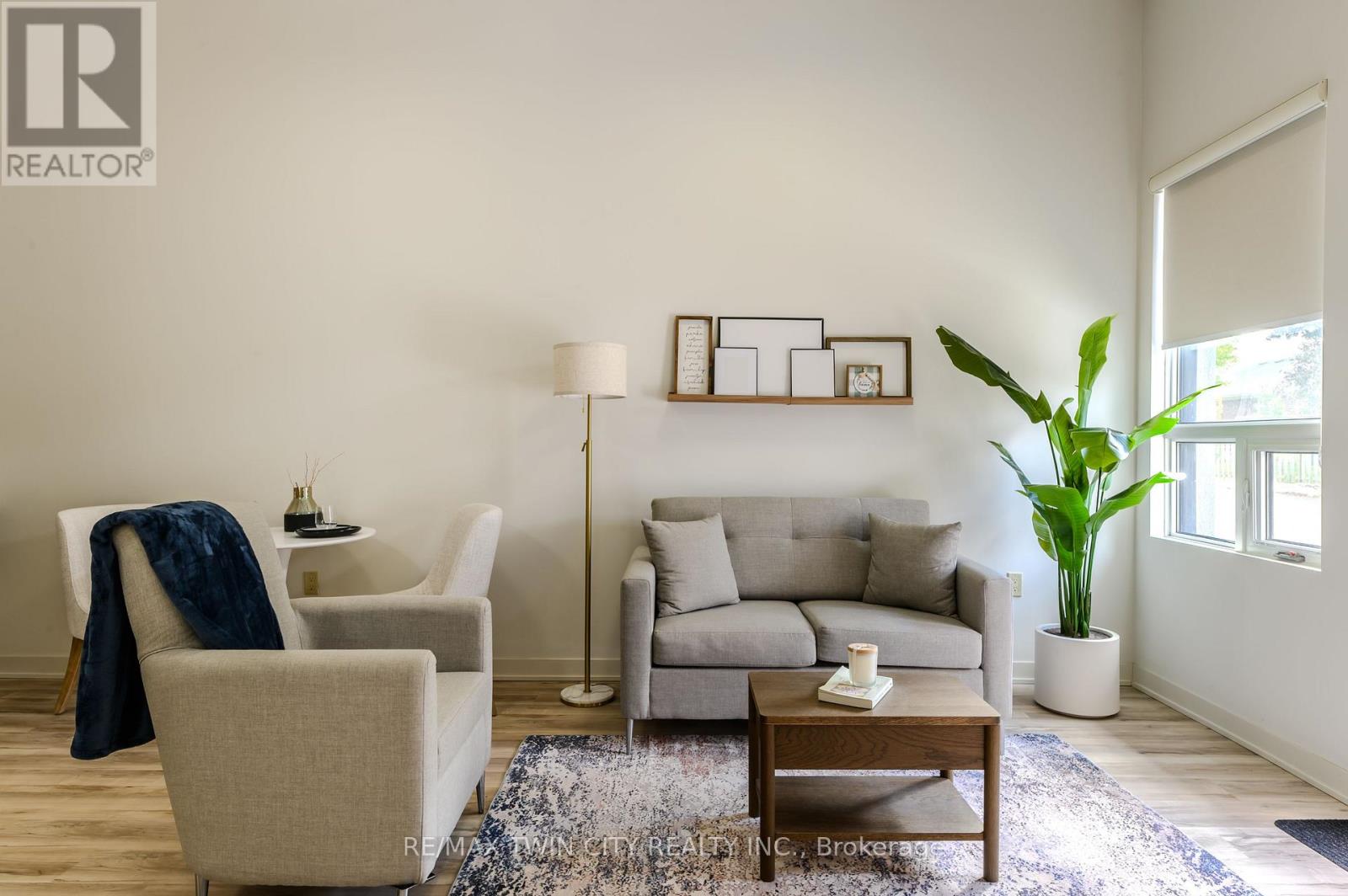 118 - 152 North Park Street, Brantford, Ontario  N3R 4K5 - Photo 6 - X12716182