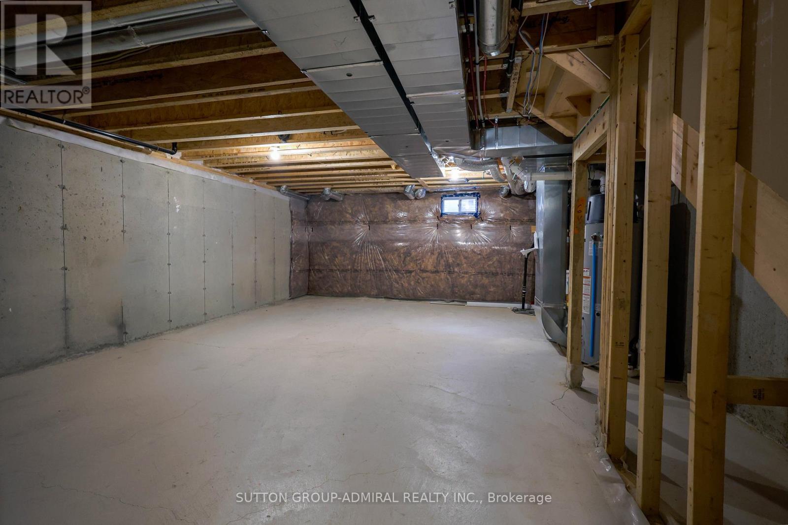 81 Oaktree Drive, Haldimand, Ontario  N3W 0C7 - Photo 18 - X12716210