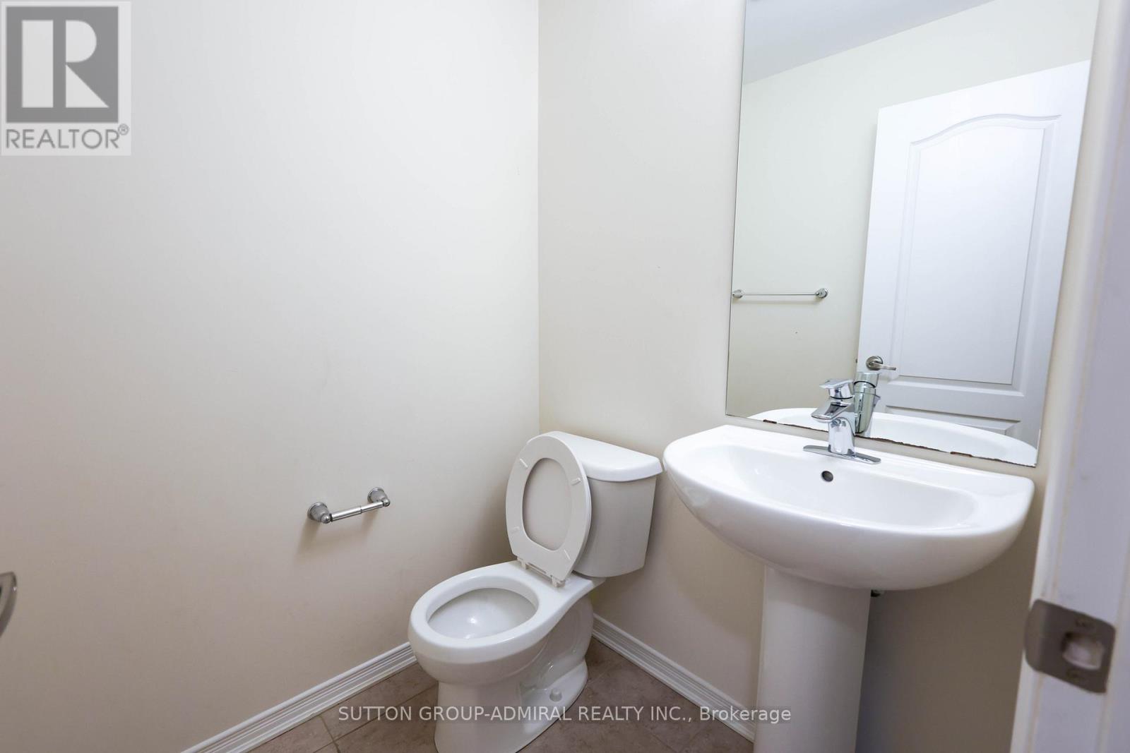 81 Oaktree Drive, Haldimand, Ontario  N3W 0C7 - Photo 24 - X12716210