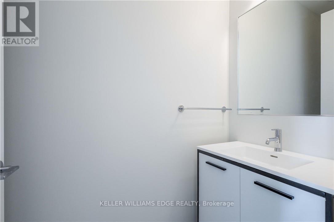 52 Windward Drive, Grimsby, Ontario  L3M 4E8 - Photo 13 - X12716246