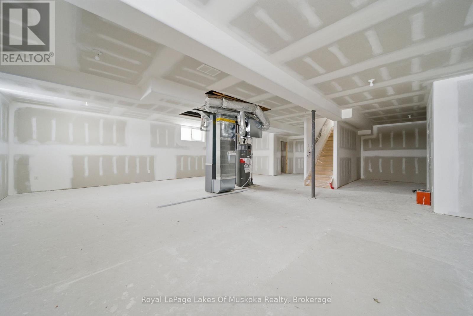 1 Meadow Acres Road, Oro-Medonte (Warminister), Ontario  L0K 2G1 - Photo 32 - S12716322