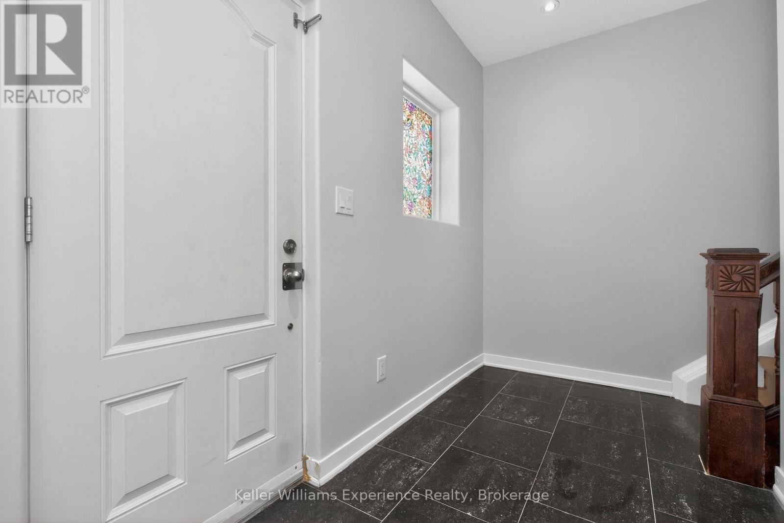 1 - 295 Bay Street, Midland, Ontario  L4R 1K1 - Photo 4 - S12716530