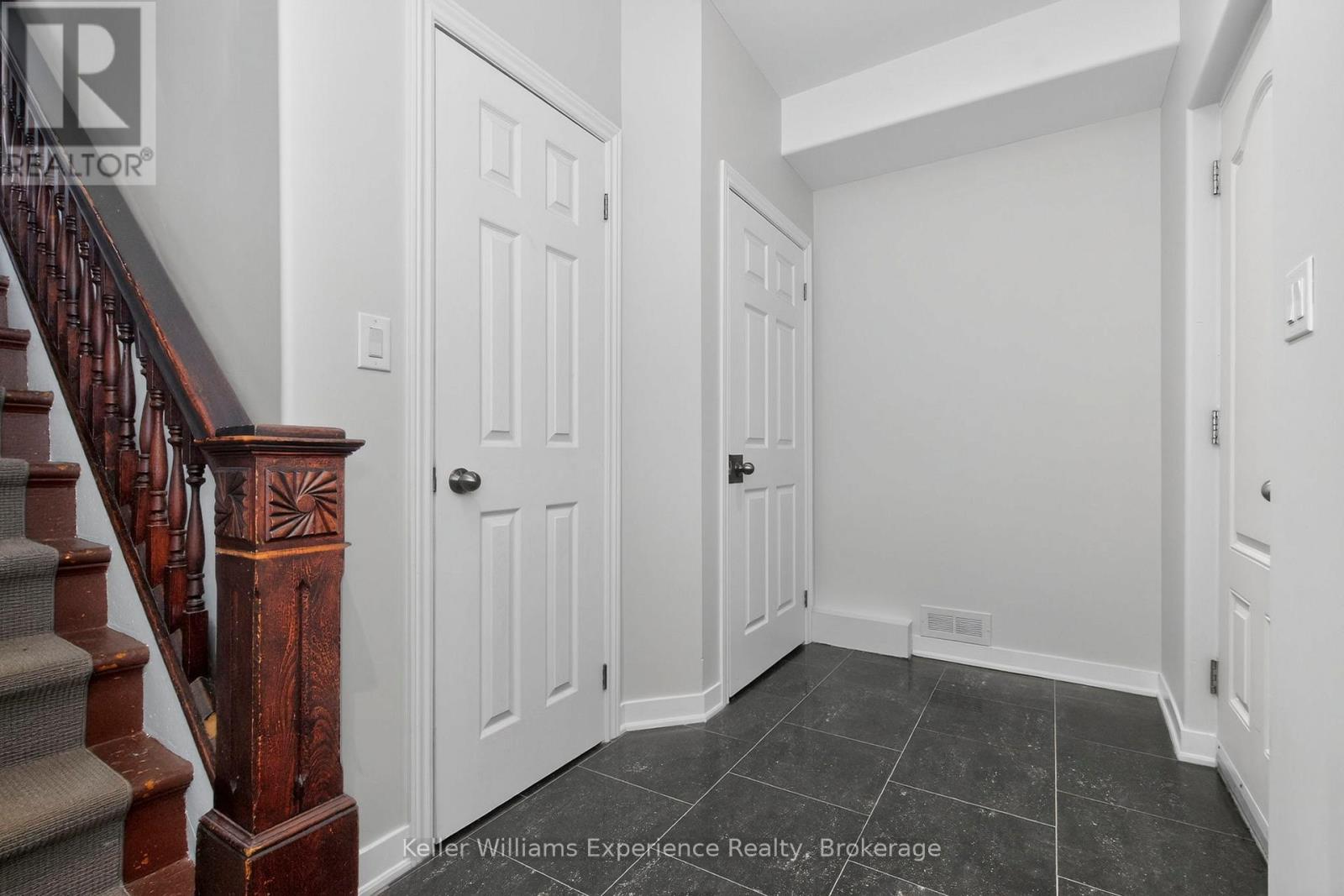 1 - 295 Bay Street, Midland, Ontario  L4R 1K1 - Photo 9 - S12716530