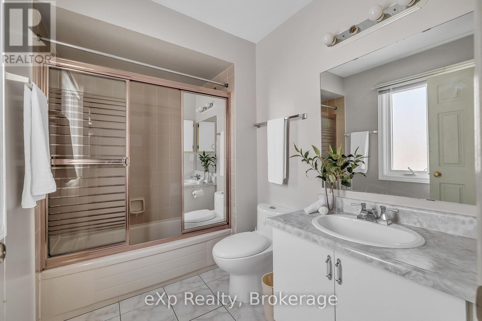 3390 Columbine Crescent, Mississauga, Ontario L5N 6A9 - Photo 19 - W12716284