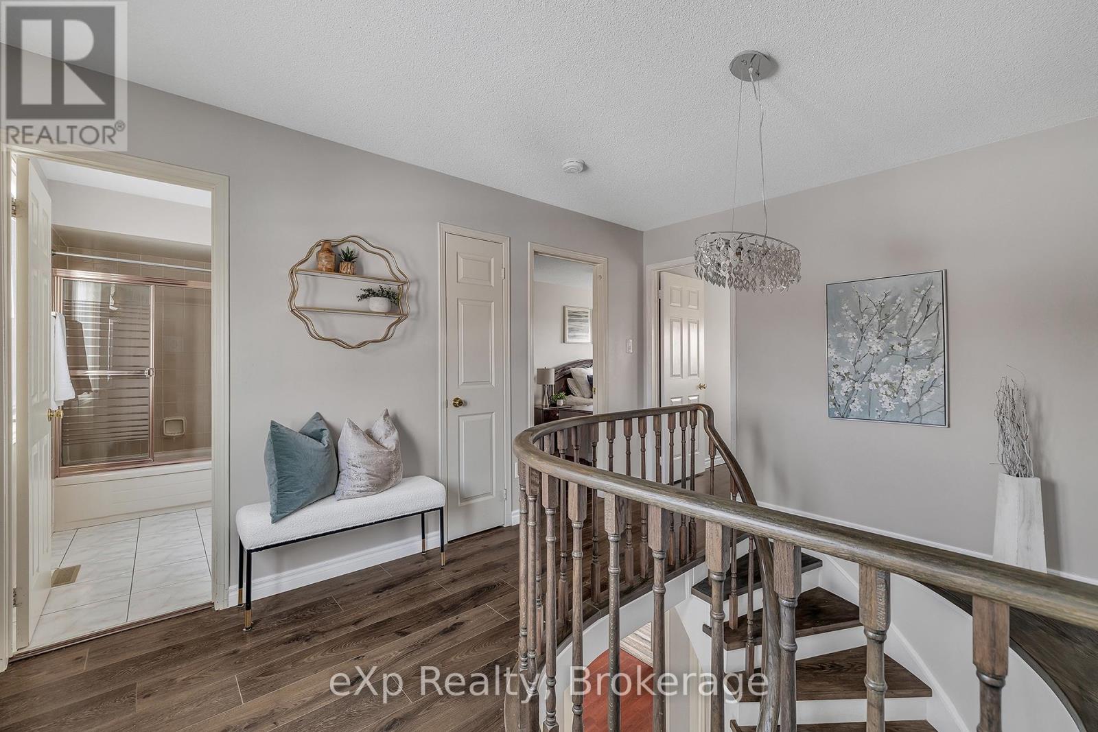 3390 Columbine Crescent, Mississauga, Ontario L5N 6A9 - Photo 20 - W12716284