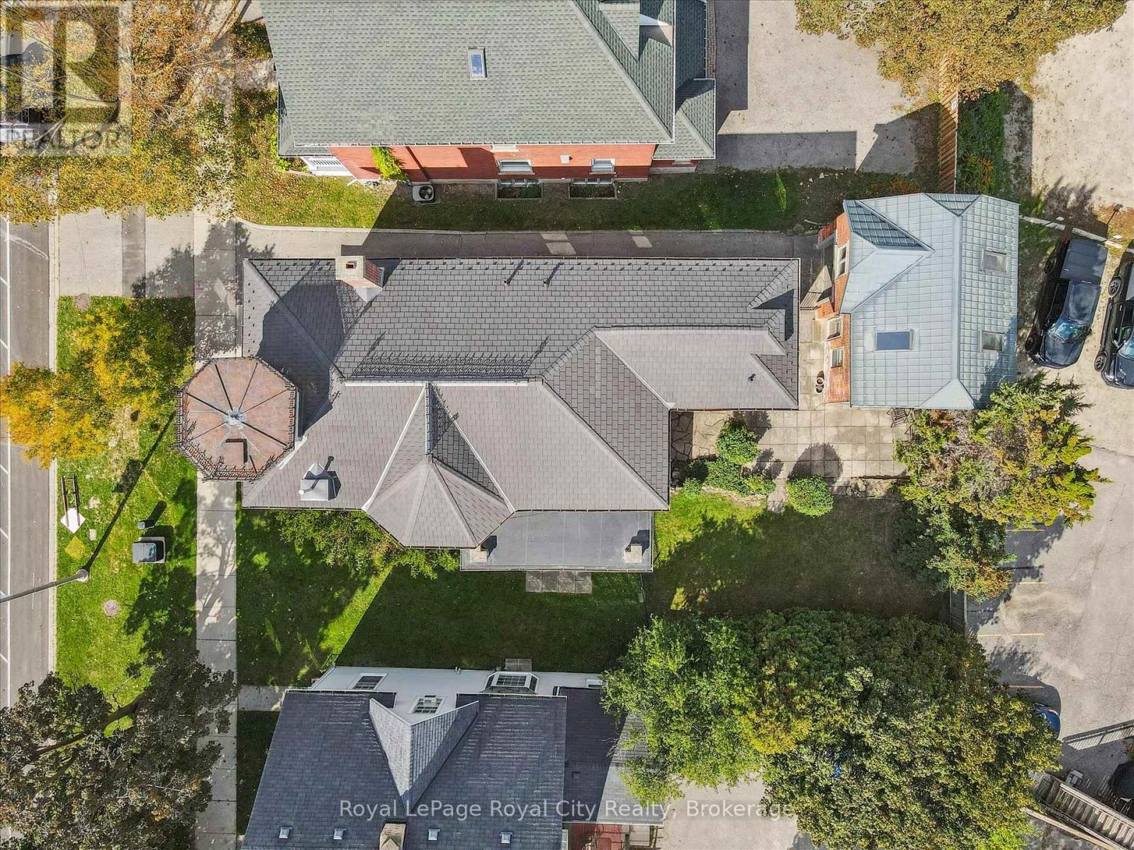 143 Norfolk Street, Guelph, Ontario  N1H 4J7 - Photo 5 - X12716492