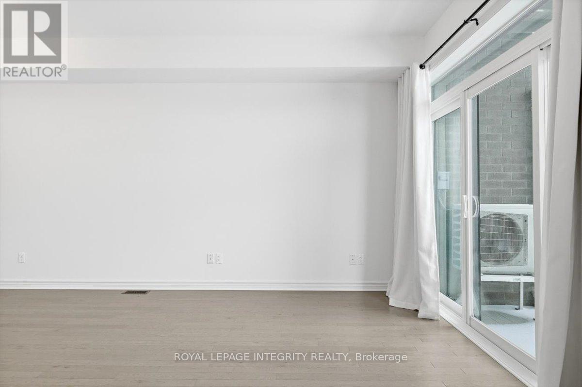 41 Carabiner Private, Ottawa, Ontario  K1W 0L7 - Photo 9 - X12716320