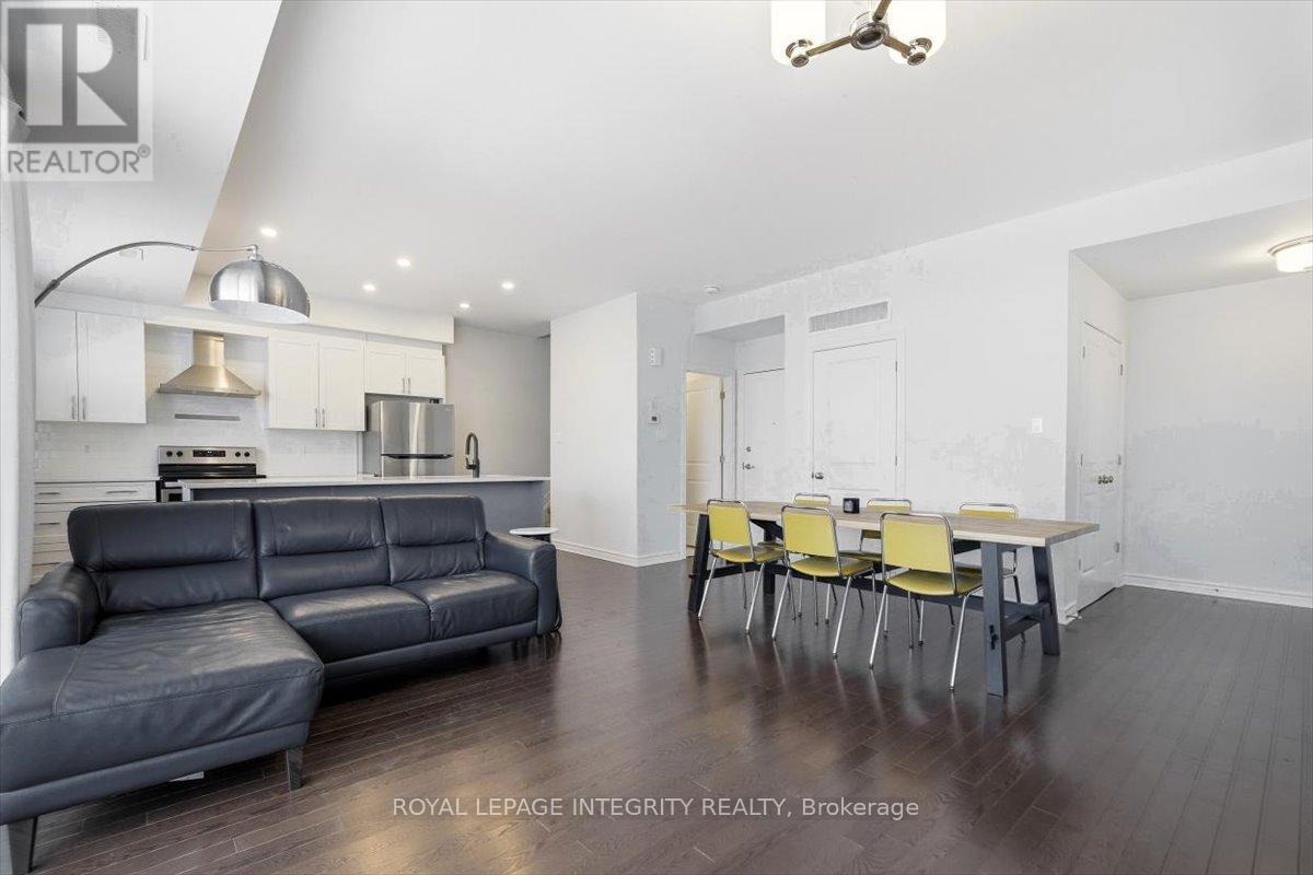 359 Axis Way, Ottawa, Ontario  K1W 0L7 - Photo 13 - X12716332