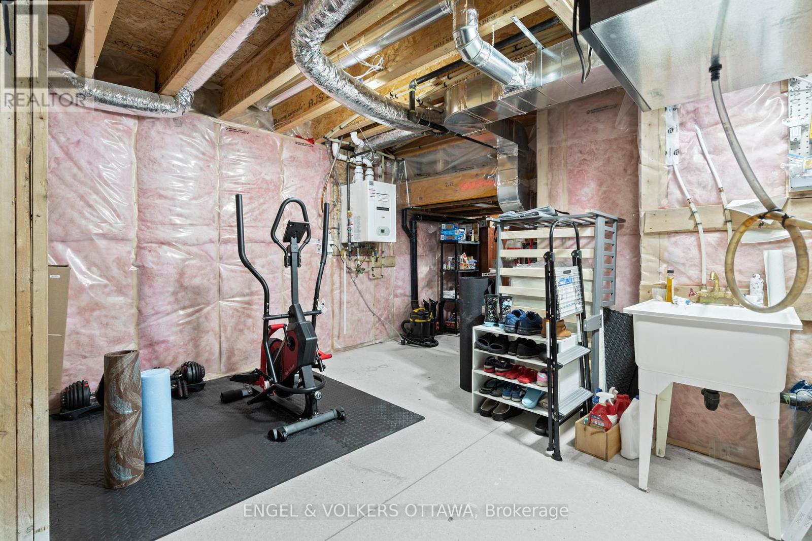 2038 Allegrini Terrace, Ottawa, Ontario  K2S 2S7 - Photo 40 - X12716344