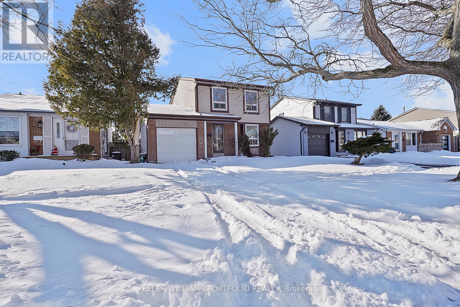 37 Banner Crescent, Ajax, Ontario  L1S 3S8 - Photo 1 - E12712494